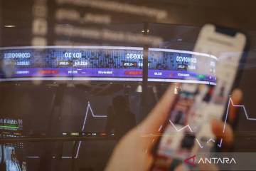 IHSG Opens Lower as Investors Await Fed Decision, BI Transition