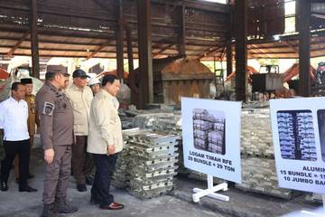 Analyst: Illegal Mining Crackdown Lifts Global Tin Prices