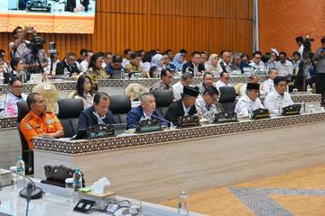 Government Accelerates Post-Disaster Transport Management in Sumatra