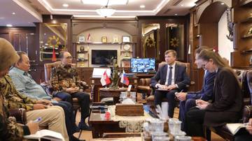 Ambassador, Chief Justice Plan Future Indonesia-Russia Judicial Cooperation