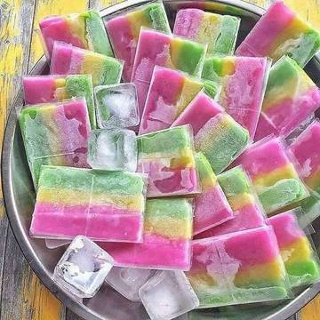 Es Gabus, a Nostalgic Snack Favorite of Indonesian Children