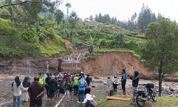 Central Java Rehabilitates Mount Slamet Forest to Prevent Landslides
