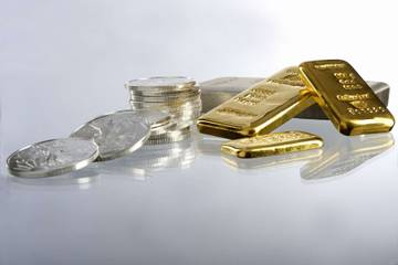 IHSG Rebounds, Gold Holds Amid Market Uncertainty