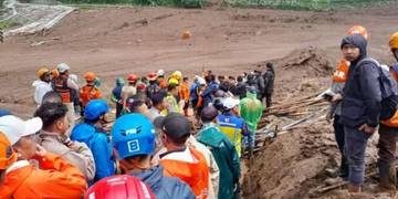  Five More Victims Recovered from Landslide Site in Cisarua