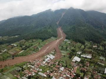 Dozens of Households in Landslide-Hit Pasirlangu Set for Permanent Relocation(Annaila)