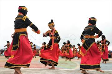 Lumense Dance, a Cleansing Ritual in Southeast Sulawesi