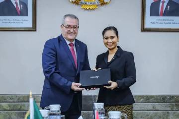 Indonesia-Algeria Seek Stronger Ties in Muslim-Friendly Tourism