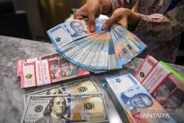 Rupiah Dips as Strong US Economic Data Bolsters the Greenback