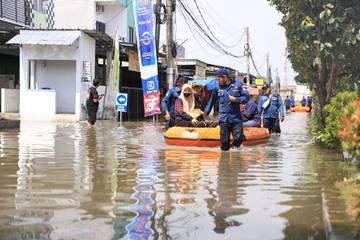 Tangerang Floods Leave Hundreds Isolated and Thousands Displaced