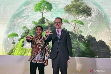 Indonesia and UK Deepen Partnership on Sustainable Forestry