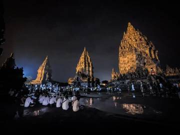 Mahashivaratri Celebrations at Prambanan Temple to Release Worldly Attachments