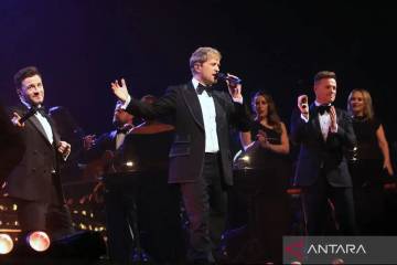 Westlife Calls Indonesia Second Home During Nostalgic Concert