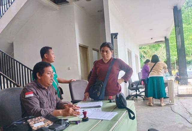 BUMDes Entikong Fasilitasi Ekspor Warga Perbatasan