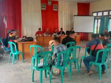 DAD Sekayam Mediasi Sengketa Lahan Perusahaan dengan Masyarakat