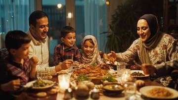 Momen Penuh Kehangatan dalam Buka Puasa Bersama
