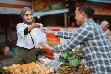 Takjil untuk Semua Umat Beragama