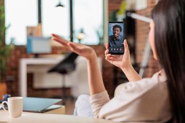 Revolusi Video Call yang Mengubah Cara Manusia Berinteraksi