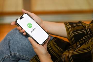 Cara Mudah Backup Chat WhatsApp di HP