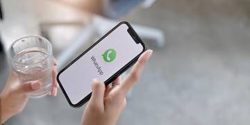 Cara Mudah Membuat Tulisan Berwarna di WhatsApp