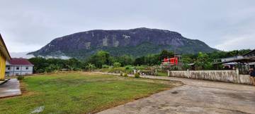Lima Tempat Wisata Menarik di Kalimantan Barat
