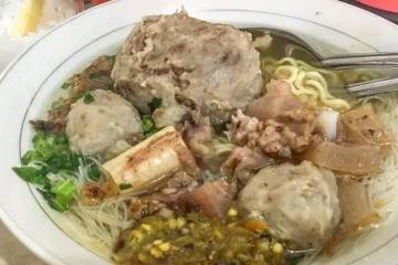 Efek Kesehatan karena Konsumsi Bakso Terlalu Sering