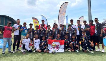 Sanggau Soccer School Boyong Piala Liga Akademi Sarawak