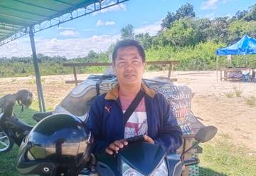 Sugiono Raup Ratusan Ribu dari Berjualan Ikan Hias