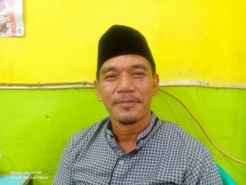 Tokoh Melayu Sekayam Dukung Pelestarian Tradisi Mandi Daun 