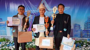 Bintang Radio RRI Entikong Umumkan Tiga Pria Terbaik