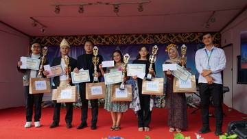Bintang Radio RRI Entikong 2025 Lahirkan Penyanyi Berbakat