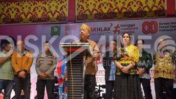 Bupati Ontot Tutup Pameran Pembangunan Kabupaten Sanggau