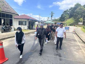 KJRI Kuching Dampingi Deportasi 52 WNI dari Sarawak