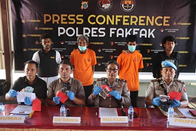 Polres Fakfak Ungkap Kasus Narkoba Dan Pangan