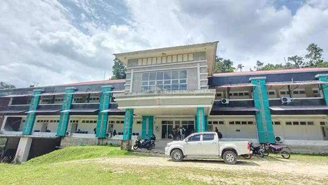 Fasilitas Kampus Polinef Dorong SDM Lokal Siap Kerja