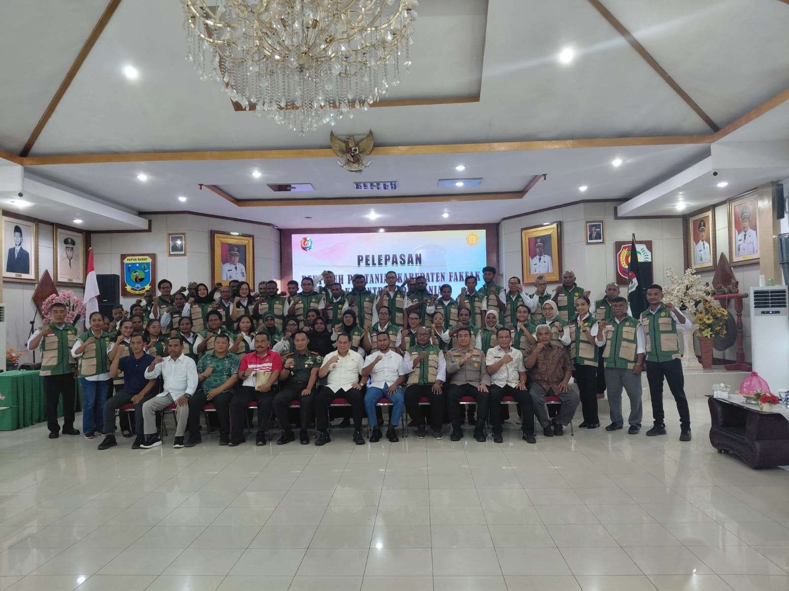 Dandim Fakfak Hadiri Pelepasan Penyuluh Pertanian Nasional
