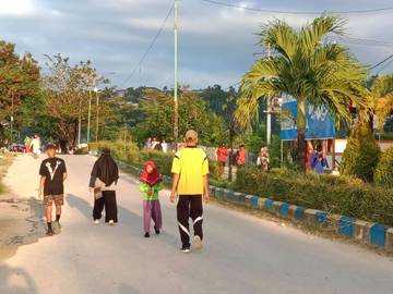 Masyarakat Fakfak Manfaatkan Car Free Day