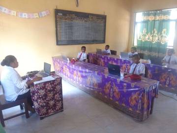 Kepala Sekolah Apresiasi Dukungan Aparat Kampung Sipatnanam