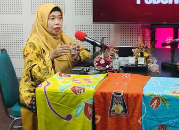 Tantangan Kristiana Apriyani Lestarikan Batik Fakfak