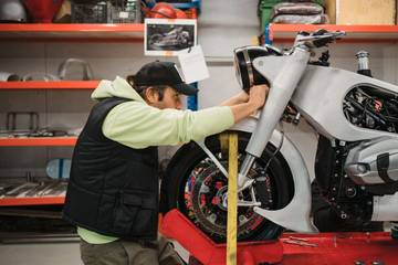 Penyebab Motor Sulit Dinyalakan Saat Mesin Dingin