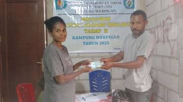 Bantuan BLT Werpigan Disalurkan, Warga Tunjukkan Kegembiraan