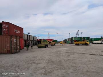 Penataan Parkir Pelabuhan Fakfak Dukung Kelancaran Arus Nataru