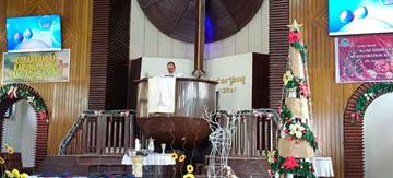Umat Gereja Bethel Rayakan Ibadah Natal 2025