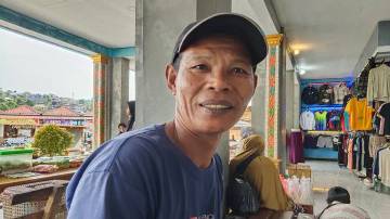 Petani Kacang Panjang Hadapi Hama dan Minim Pasar