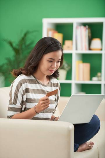 Rahasia Mengendalikan Belanja Online Agar Tidak Boros