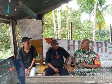 Pererat Kemanunggalan TNI dan Masyarakat Kampung Werba