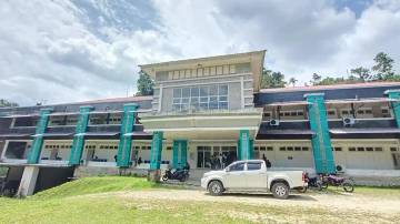Fasilitas Kampus Polinef Dorong SDM Lokal Siap Kerja