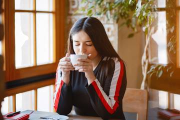 Delapan Manfaat Minuman Air Hangat Dipagi Hari