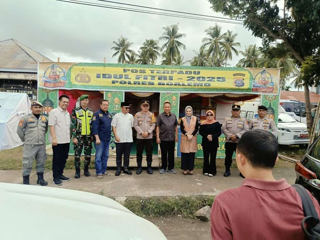 DPRD Provinsi Gorontalo Kunjungi Pos Pengamanan Idul Fitri di Tilamuta