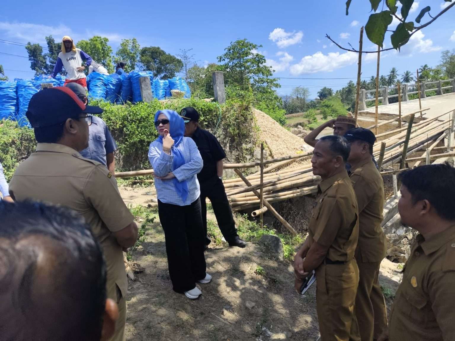 DPRD Provinsi Gorontalo  Soroti Jembatan Rusak Desa Talumopatu