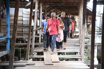 Siswa Torosiaje Akan Terima Bantuan Bus Sekolah 